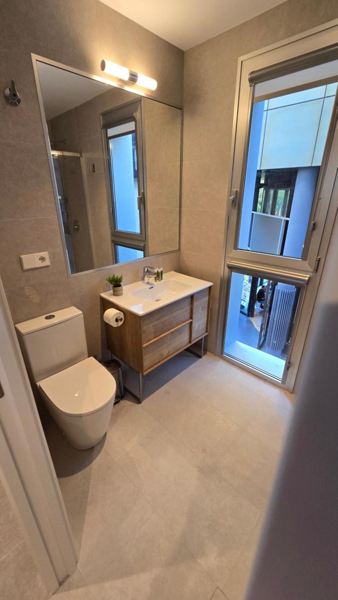 Hostal Rambla 24 By Holihome Аликанте Екстериор снимка