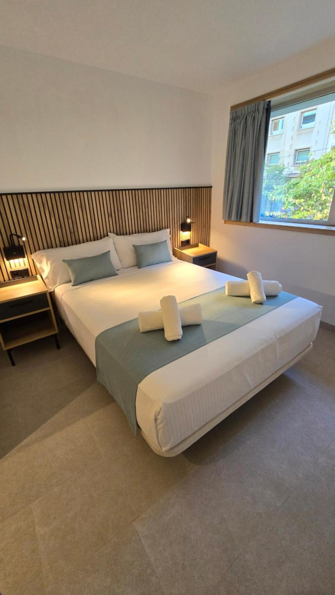 Hostal Rambla 24 By Holihome Аликанте Екстериор снимка